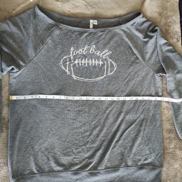 CATOs Gray Long Sleeve Shirt Size L with Football Graphic Picture - Picture 8 of 8